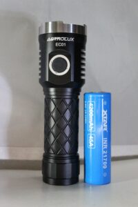 Astrolux EC01 with a 21700 battery
