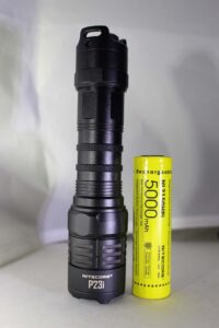 Nitecore P23i & 21700 battery